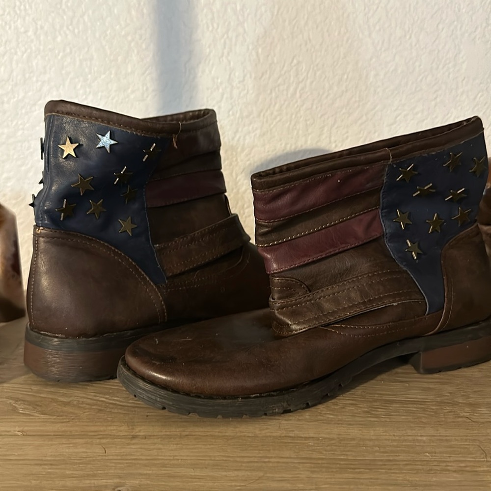American flag inspired boots